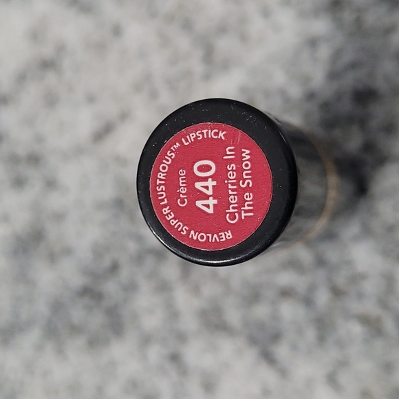 Revlon #440 "Cherries in the Snow" Creme Lipstick - Picture 4 of 4
